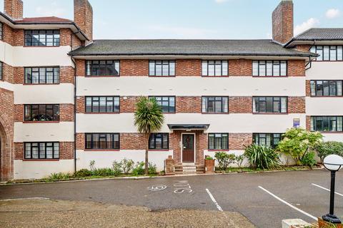2 bedroom flat for sale, Leigham Court Road, Streatham, London, SW16