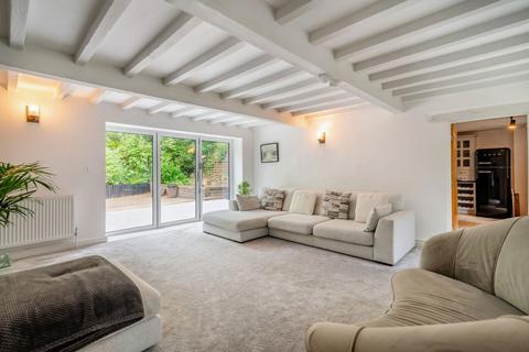 5 bedroom detached house for sale, Woodsome Road, Fenay Bridge, Huddersfield, HD8 0LQ