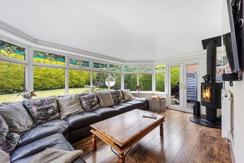 31 Leighton Drive, Leigh, WN7 3PN