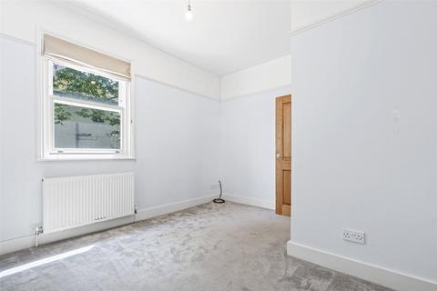 Mews Cottage, 2b Belsize Road, Worthing, BN11 4RG