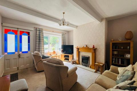 2 bedroom cottage for sale, Calder Bank, Bradford BD13