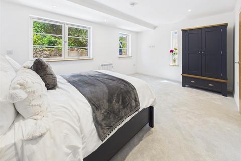 3 bedroom mews for sale, New development of 12 town houses with multiple balconies and roof terrace