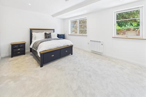 3 bedroom mews for sale, New development of 12 town houses with multiple balconies and roof terrace