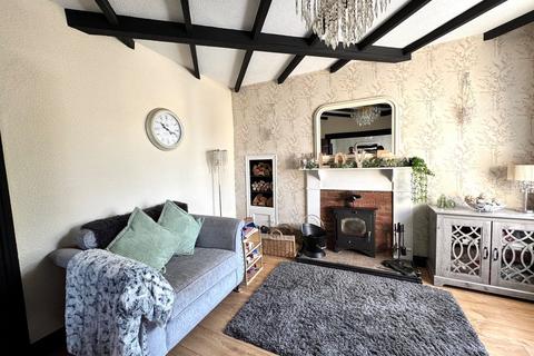 3 bedroom detached house for sale, Dennis Street, Hugglescote, Coalville, LE67