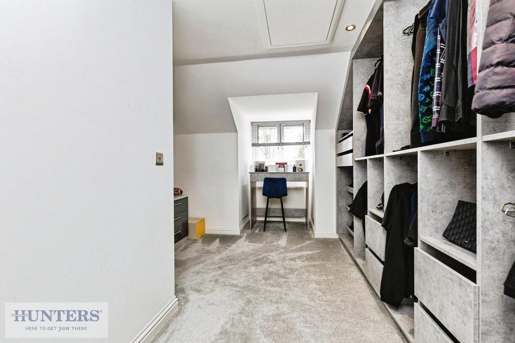 Sixth Bedroom