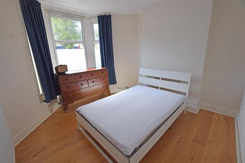 3 bedroom terraced house for sale, Canada Road, Heath/Gabalfa, Cardiff