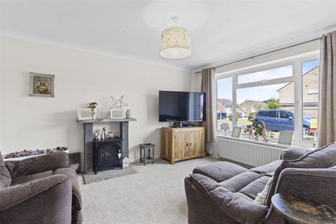3 bedroom semi-detached house for sale, Stroma Gardens, Hailsham