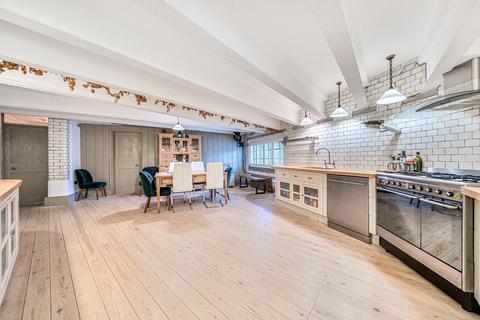 2 bedroom apartment for sale, The Terrace, Rochester ME1