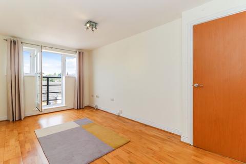 1 bedroom flat for sale, Ovaltine Drive, Ovaltine Court Ovaltine Drive, WD4