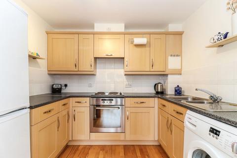 1 bedroom flat for sale, Ovaltine Drive, Ovaltine Court Ovaltine Drive, WD4