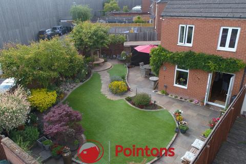 3 bedroom end of terrace house for sale, Duckham Court, ,Coundon, Coventry