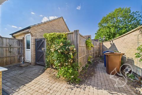 3 bedroom semi-detached house for sale, Kingsway, Bury St. Edmunds IP28