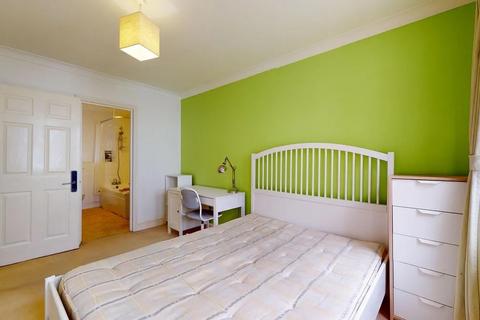 3 bedroom house to rent, Pied Bull Court, Galen Place, London WC1A