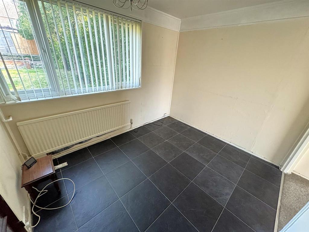 Thumbnail image1.jpg