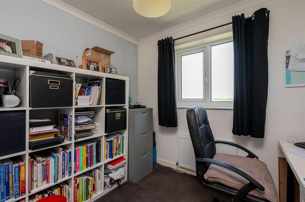 Bedroom/office