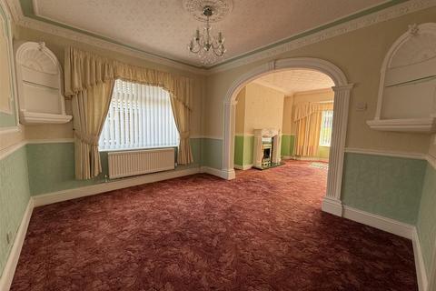 2 bedroom semi-detached bungalow for sale, Wheatfield Way, Brighton, East Sussex