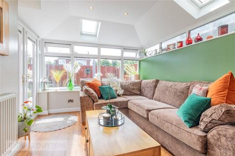 21 Harmol Grove, Ashton-under-lyne, OL7 9NW