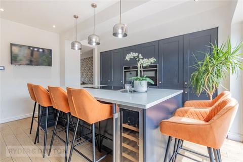 21 Harmol Grove, Ashton-under-lyne, OL7 9NW