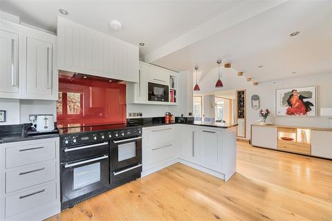 4 bedroom detached house for sale, Mawnan Smith
