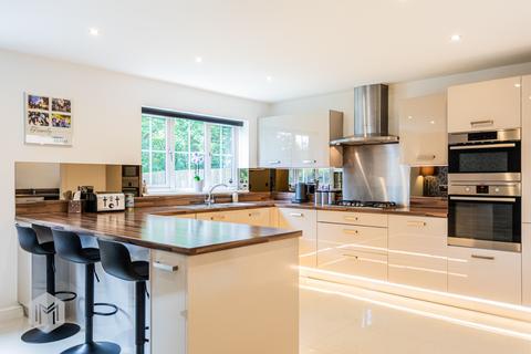 6 bedroom detached house for sale, Bryony Gardens, Bolton, Greater Manchester, BL3 4FQ