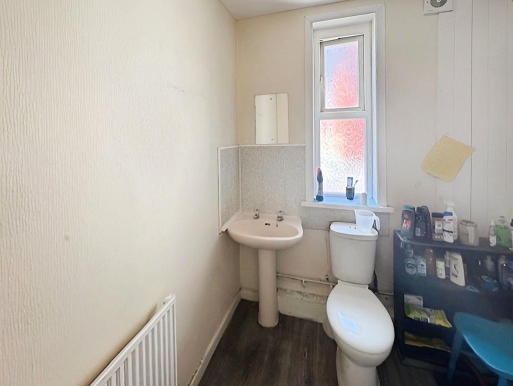 20fb4dfd-Bathroom 20