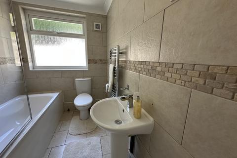 90 Heol Gleien, Upper Cwmtwrch, Swansea, SA9 2TZ