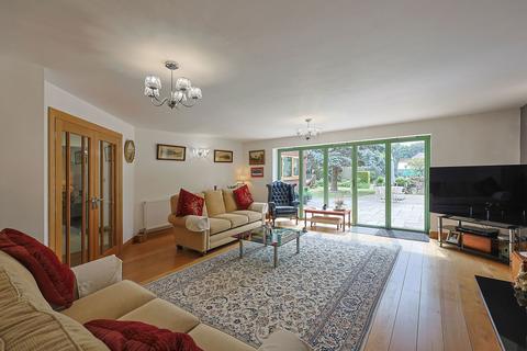 undefined, Richmond Park, Kingswinford DY6