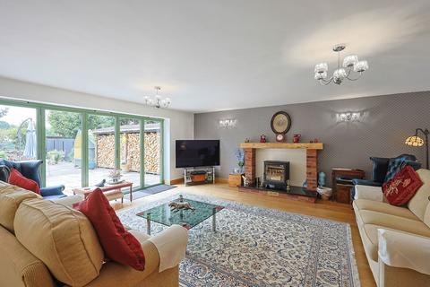 undefined, Richmond Park, Kingswinford DY6