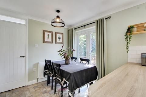 7 Carr Lane, Bessacarr, Doncaster, DN4 7PX