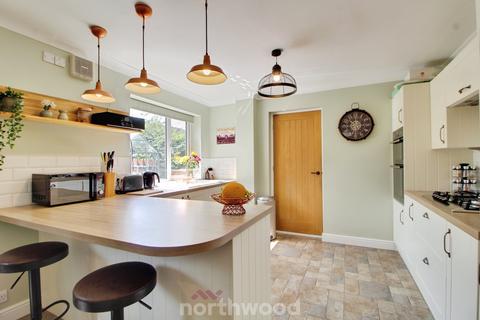 7 Carr Lane, Bessacarr, Doncaster, DN4 7PX