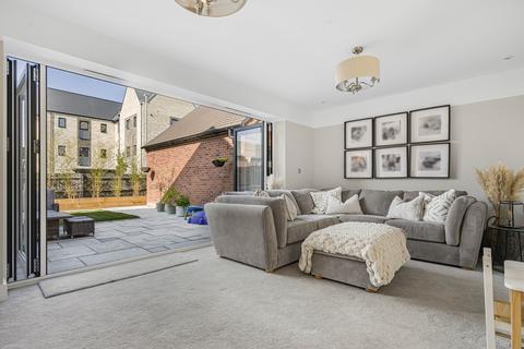 undefined, Chatham Close, Heyford Park, OX25