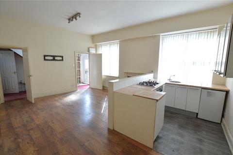 2 bedroom house for sale, High Street, Ossett, West Yorkshire