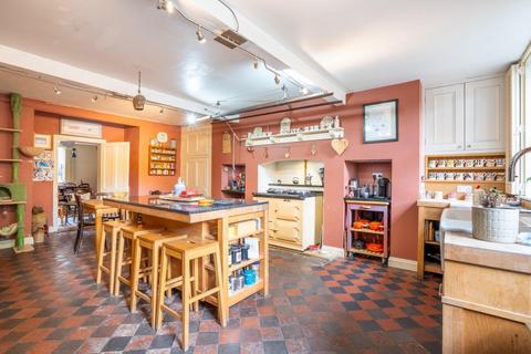 6 bedroom townhouse for sale, Clifton, York