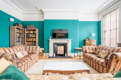 6 bedroom townhouse for sale, Clifton, York