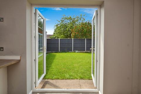 3 bedroom detached bungalow for sale, Cemetery Road, Winterton