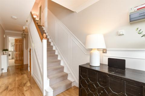 undefined, Bankside, Epsom, Surrey