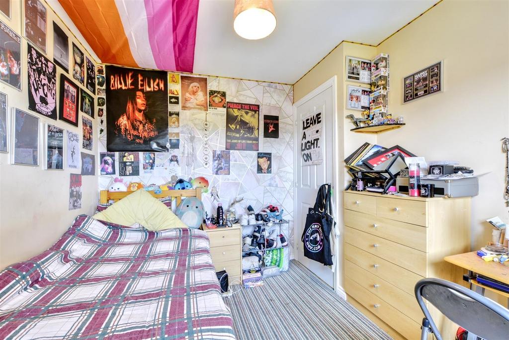 Bedroom 2 1.jpeg