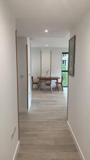 2 bedroom apartment to rent, Woodberry Down, London