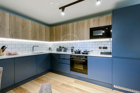 1 bedroom apartment to rent, Tower Bridge Road, Newham's Yard, London, SE1
