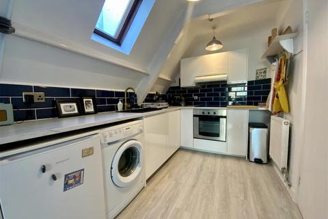 1 bedroom flat to rent, Queen Square, Brighton
