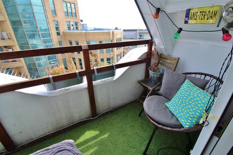1 bedroom flat to rent, Queen Square, Brighton
