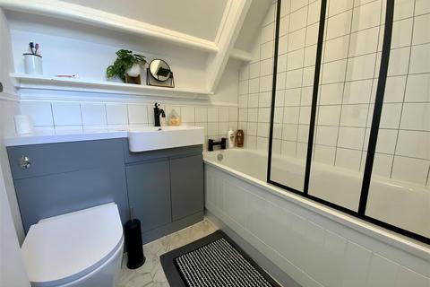 1 bedroom flat to rent, Queen Square, Brighton