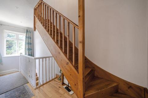 2 bedroom apartment to rent, Bicester Road,  Aylesbury,  HP19