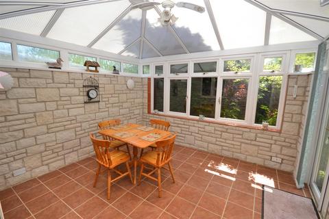 2 Bartlets Close, Martinstown, Dorchester, DT2 9LE