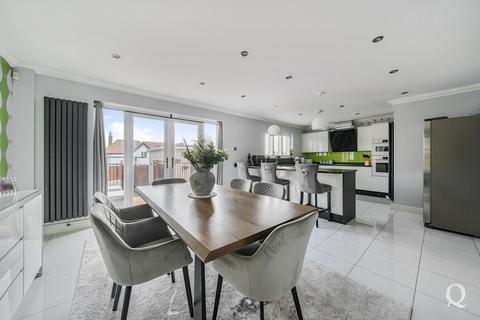 47 Abbey View Drive, Minster On Sea, Sheerness, ME12 2JW