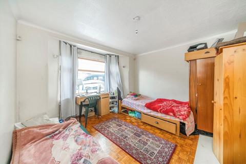 undefined, Kenwyn Drive, London NW2