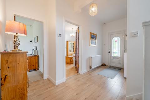 3 bedroom detached bungalow for sale, Mearns Road, Clarkston, G76