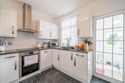 115 Mearns Road, Clarkston, Glasgow, G76 7UW