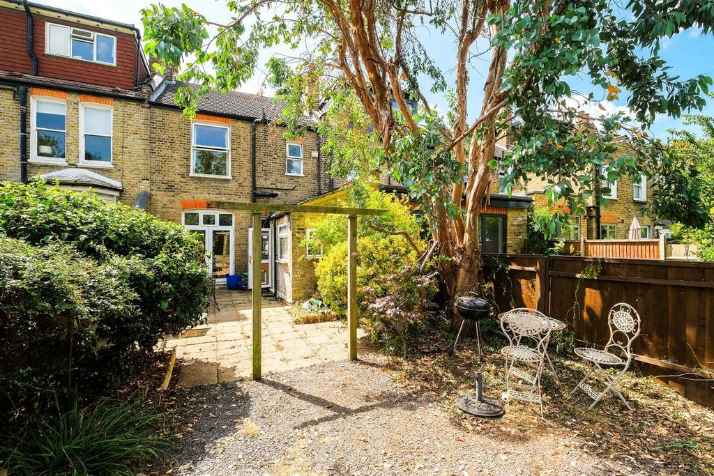 8 Herongate Road-19 web.jpg