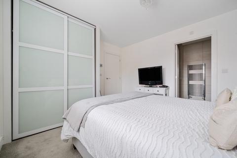 undefined, Stirling Close, Crowthorne RG45